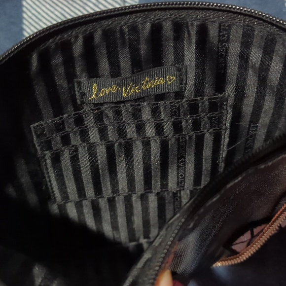 Gold Chain Purse - Picture 4 of 6